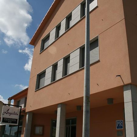 Pension Angelita Tabeaio Exterior foto