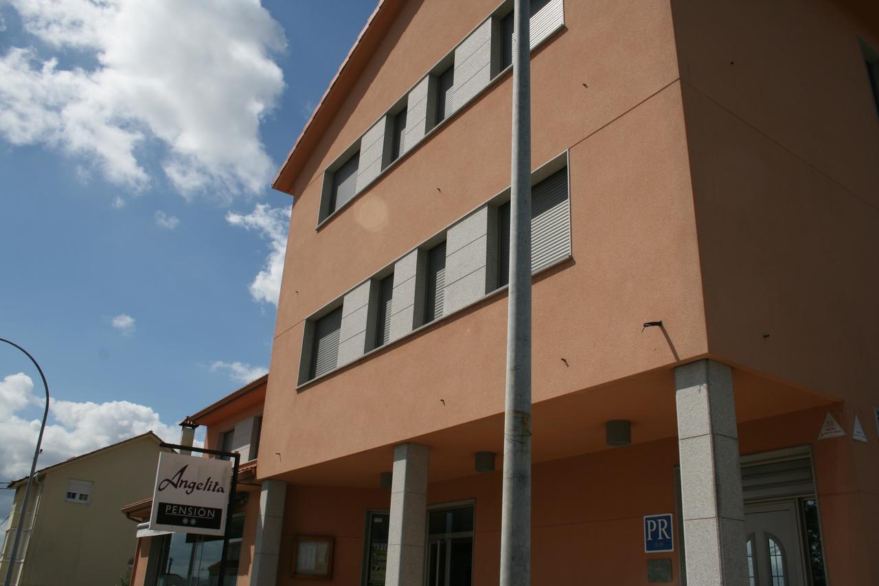 Pension Angelita Tabeaio Exterior foto
