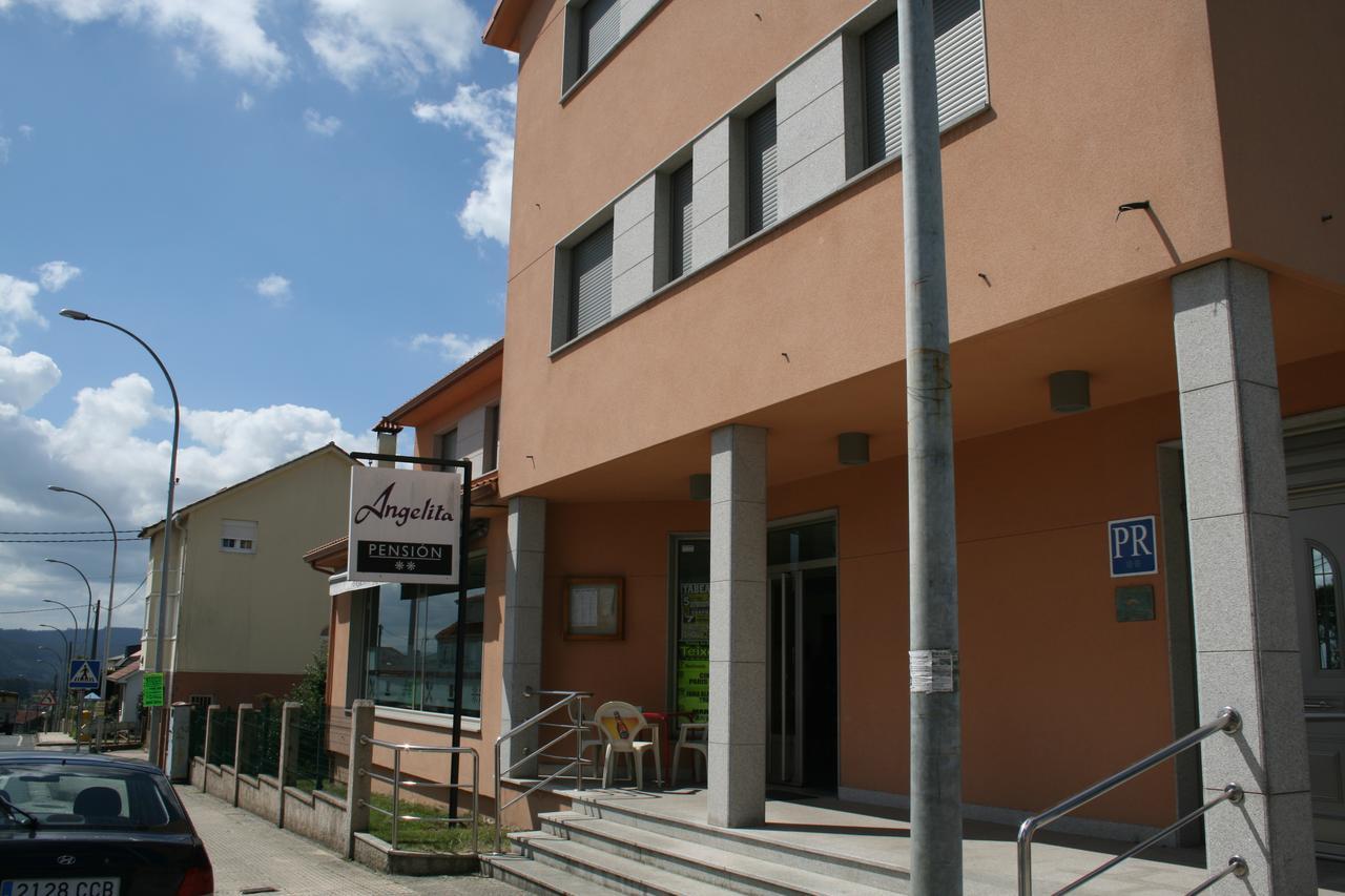 Pension Angelita Tabeaio Exterior foto