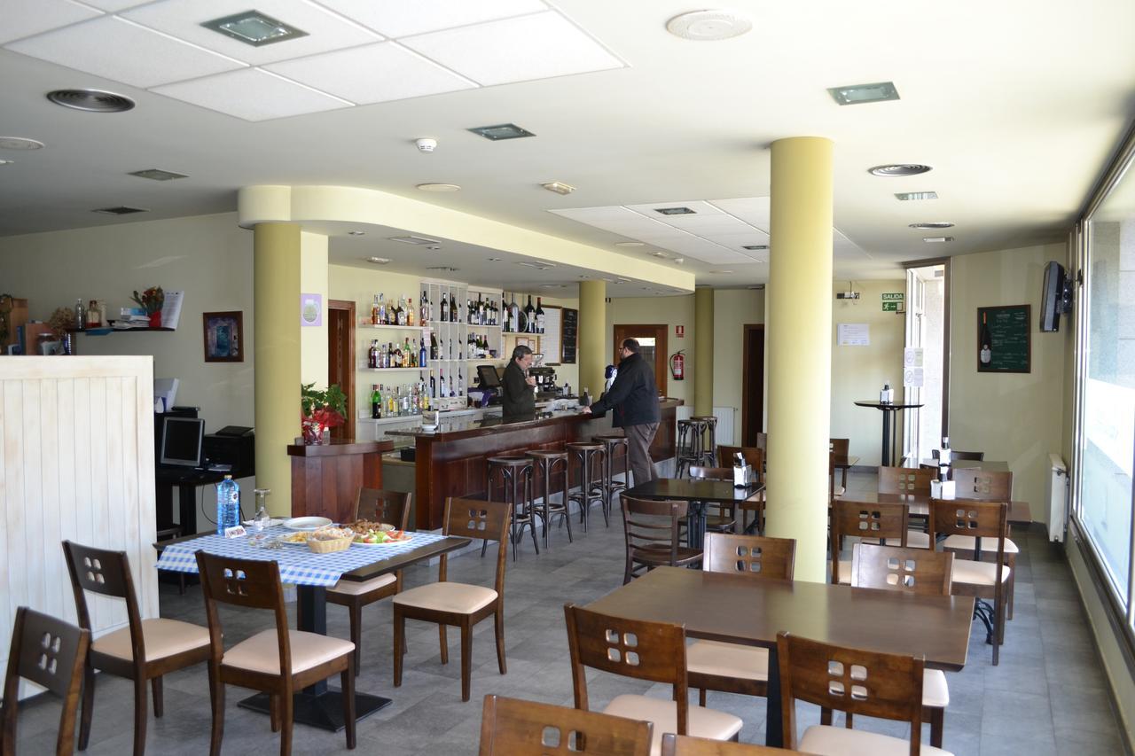 Pension Angelita Tabeaio Exterior foto
